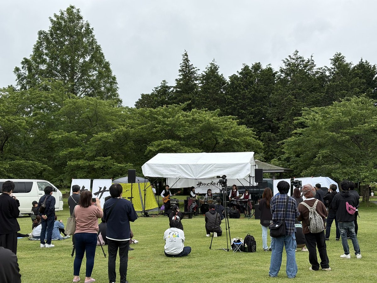 inkyaguitar's tweet photo. そして、記念すべき第1回目のサウスプライドありがとうございました！！
学生さんがナンバーガールやってたので何故がぶっささりました。。
来年もやりたいっすね！！ https://t.co/cTAs9ugAdO