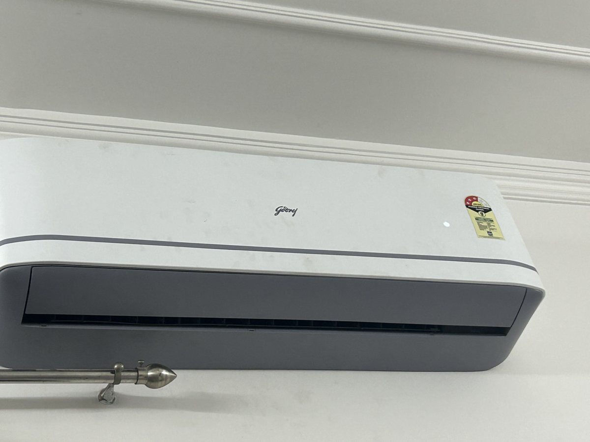 u97007's tweet photo. The gas of my 11 month old Godrej AC has leaked thrice. This is completely unacceptable. Either @GodrejAppliance has delivered a faulty product, or the installation technicians have damaged it. Please address this before I escalate the matter further. @GodrejEntGroup https://t.co/IdesveBrzS