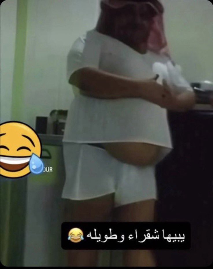 __44t's tweet photo. @souuud12 وجهك وانت حكيك درر https://t.co/JQ9ngNYgWc