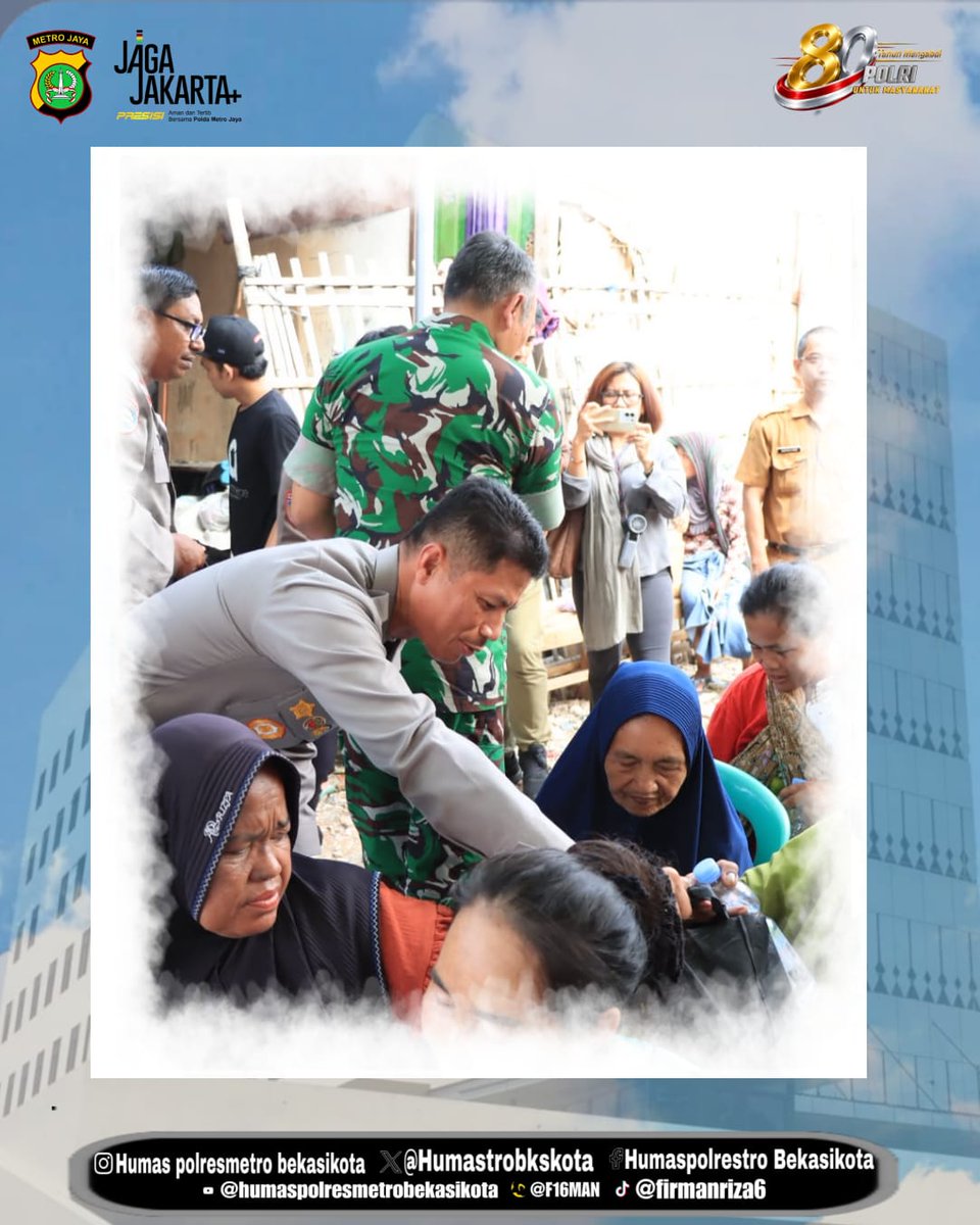 Humastrobkskota's tweet photo. Polres Metro Bekasi Kota menggelar kegiatan dialogis skala sedang. Bersinergi bersama Kodim 0507/Bekasi dan Pemerintah Kota.
Polda Metro Jaya meluncurkan program taktis bertajuk "Jakarta On The Spot". https://t.co/EykpzCDHDv