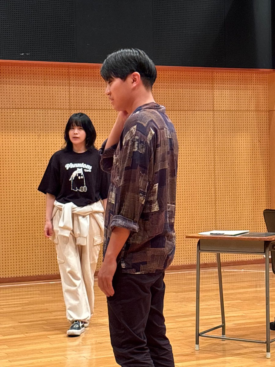 pprn_cheee's tweet photo. 風のわだち、本番まであと23日です。

こう言っちゃあなんですが…
今回集客がんばりたいんです
一つの挑戦だと思ってます

少しでも良いものを届けたくて
毎日台本を握ってます

みなさん、心よりお待ちしてます

▼ご予約
(キャスト名の欄にぺぺろんちぃとご入力ください！)
https://t.co/UyTDa29j6z https://t.co/Ienalhw0P7