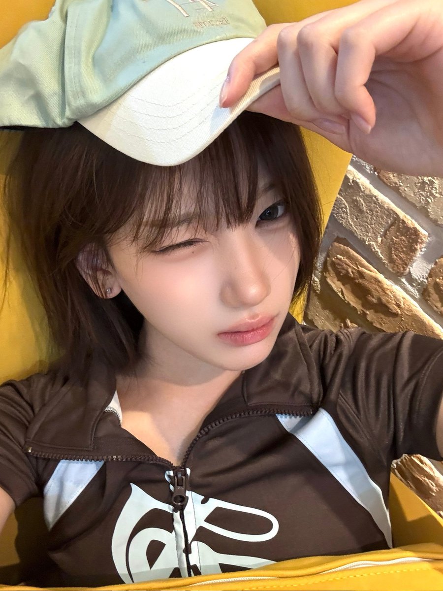qimsoee's tweet photo. Hi, dd kembali 😉 https://t.co/JNTs8vgsGK