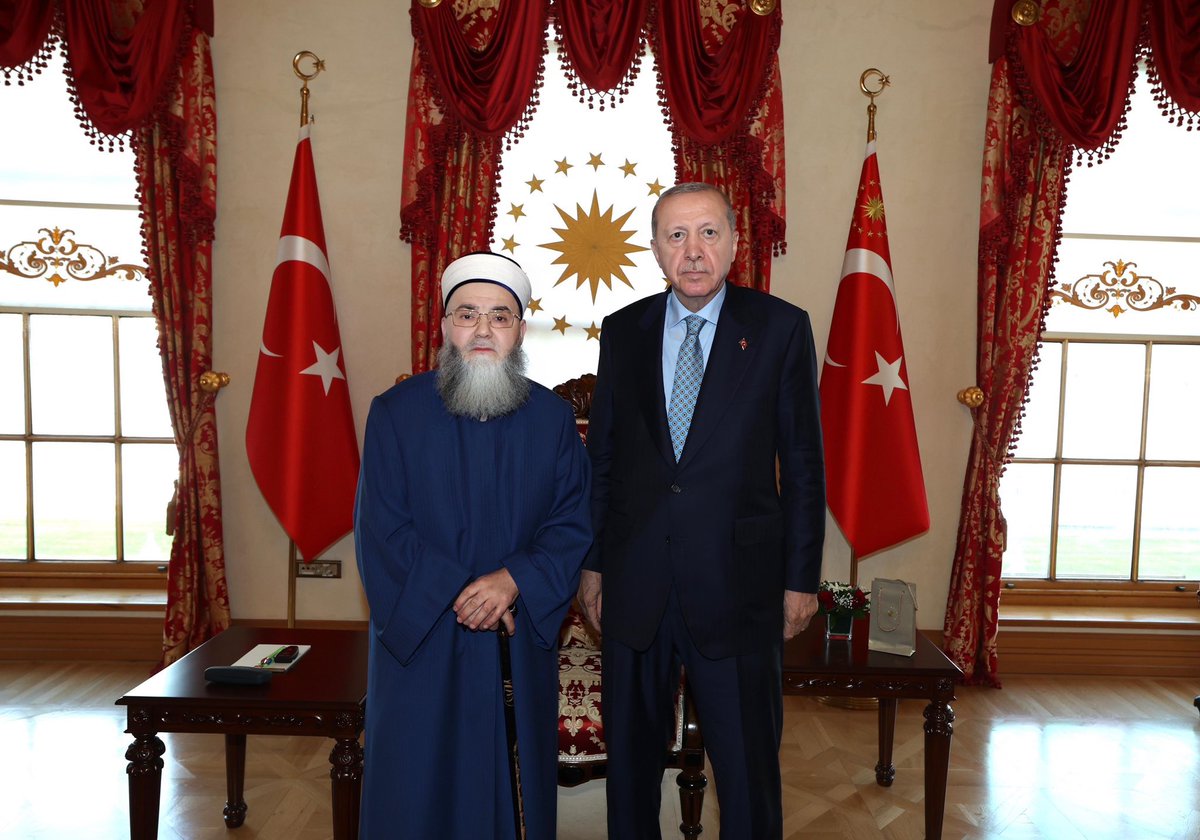 571sancaktim's tweet photo. En En Sevdiğim İki Dev Adam Rabb’im Ömürlerine Afiyet Selamet versin çok ama çok Seviyoruz.! https://t.co/iI9FRMFY5s