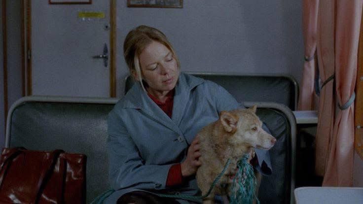 ma_co's tweet photo. Kuolleet lehdet (Fallen Leaves), Aki Kaurismäki (2023) https://t.co/JAGWVWtYx9