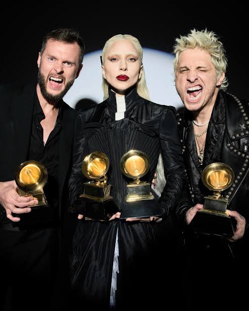 Salbert_92's tweet photo. @BaadGurrrl @for_gustavo Madonna 2023 = 0 awards 
Gaga 2025 = https://t.co/XDYGM3YfMP