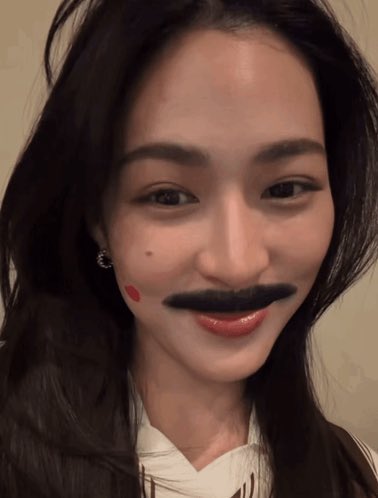 JulsQuin's tweet photo. So selfie is mandatory today? 😂
Okay, lemme join then 🤭 

#เจ้าความรักselcaday https://t.co/WCVjEfcpCM