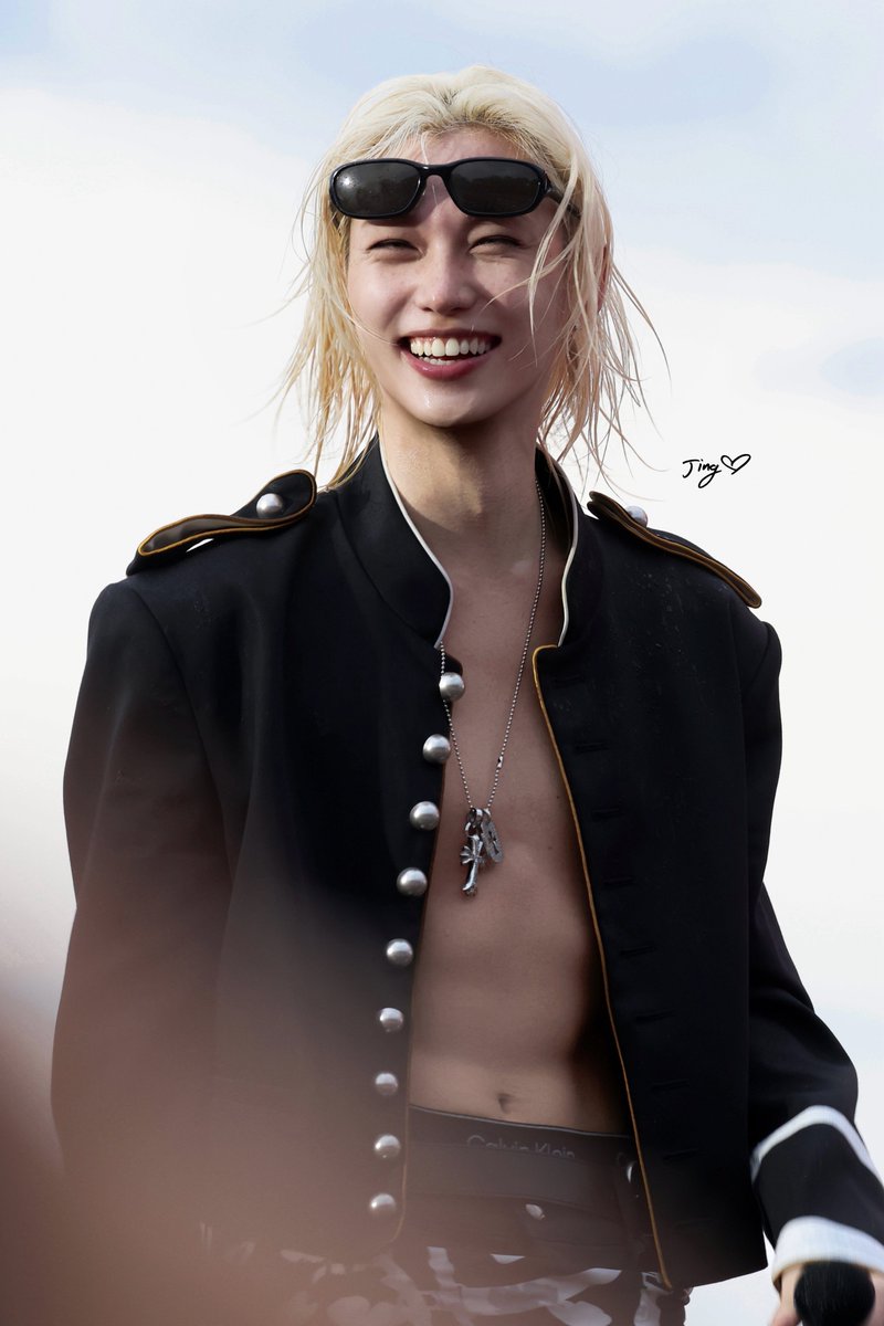 adingnarumi's tweet photo. 260606 |  Gov Ball NYC

☺️☺️🥰

#Felix #StrayKids #필릭스 #스트레이키즈
#ピリちゃん #용복 https://t.co/iA6m2t5G0B