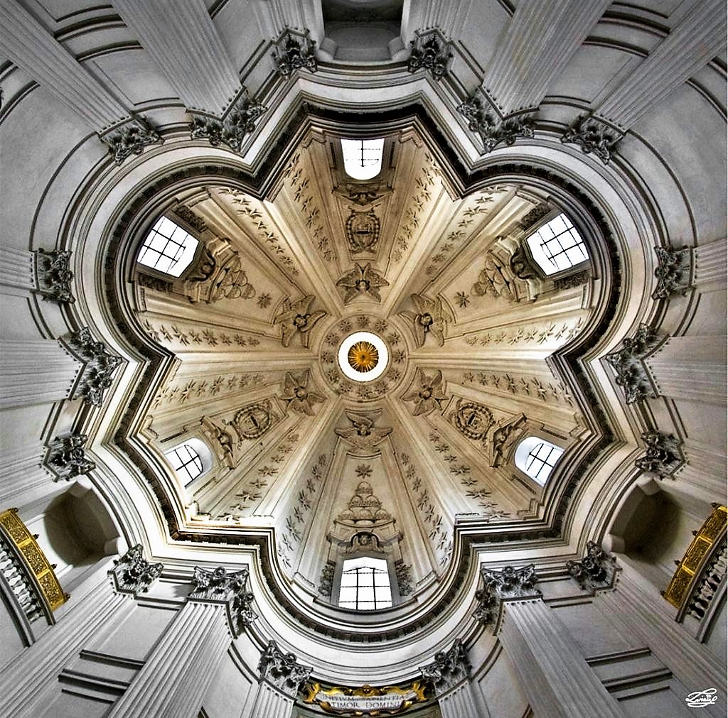 LaPaginaArte's tweet photo. Francesco Borromini, Cupola di Sant'Ivo alla Sapienza (vista interna), 1642. Roma. https://t.co/XVJaRx5rCD