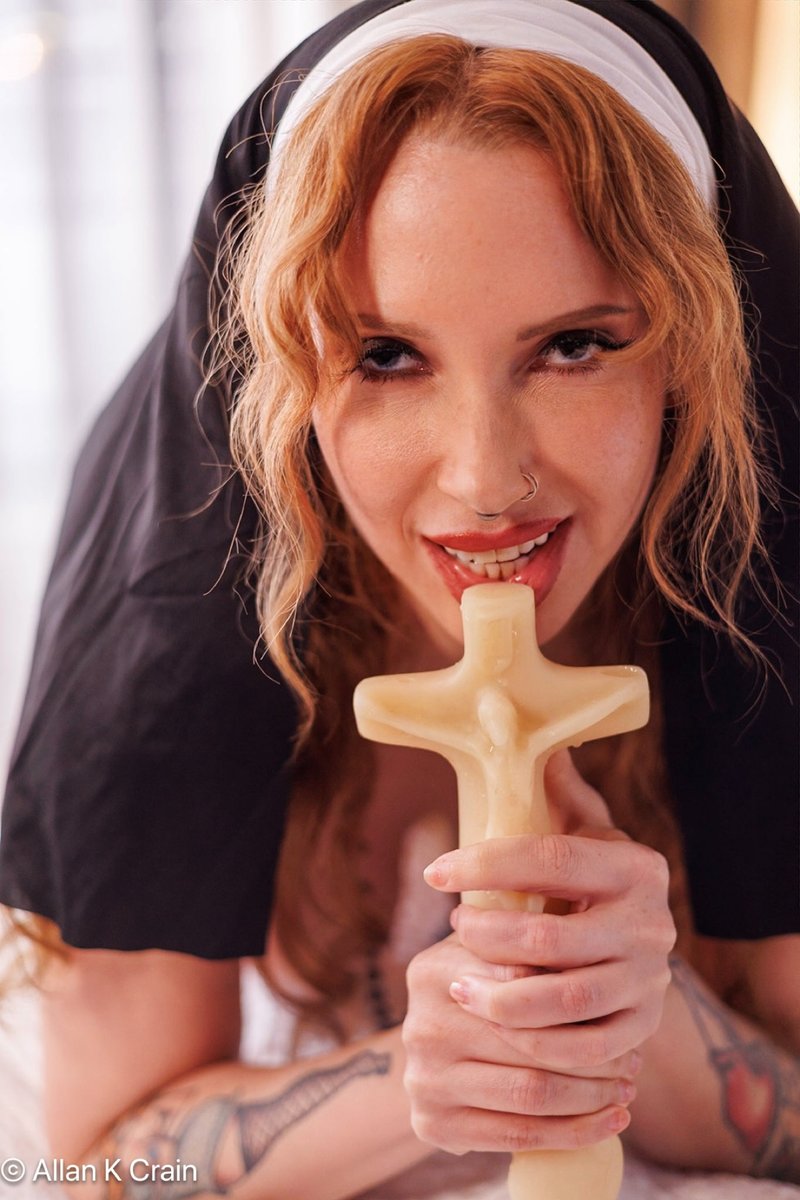 UndressJess's tweet photo. ✨Sister Beretta✨, a film by @fabricatedcrime, is raising funds to film this fall!

A nun. A gun. A bloody path of revenge.

Help us make what may be the hottest #Nunsploitation film in 30 years. Visit https://t.co/818M0U2lpd &amp; check out the crowdfunding campaign. 🔫⛪🔥 https://t.co/MgzM95W3dI