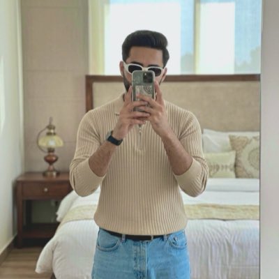 YTvvideos's tweet photo. #NewProfilePic https://t.co/i3Fnr3ZMI7