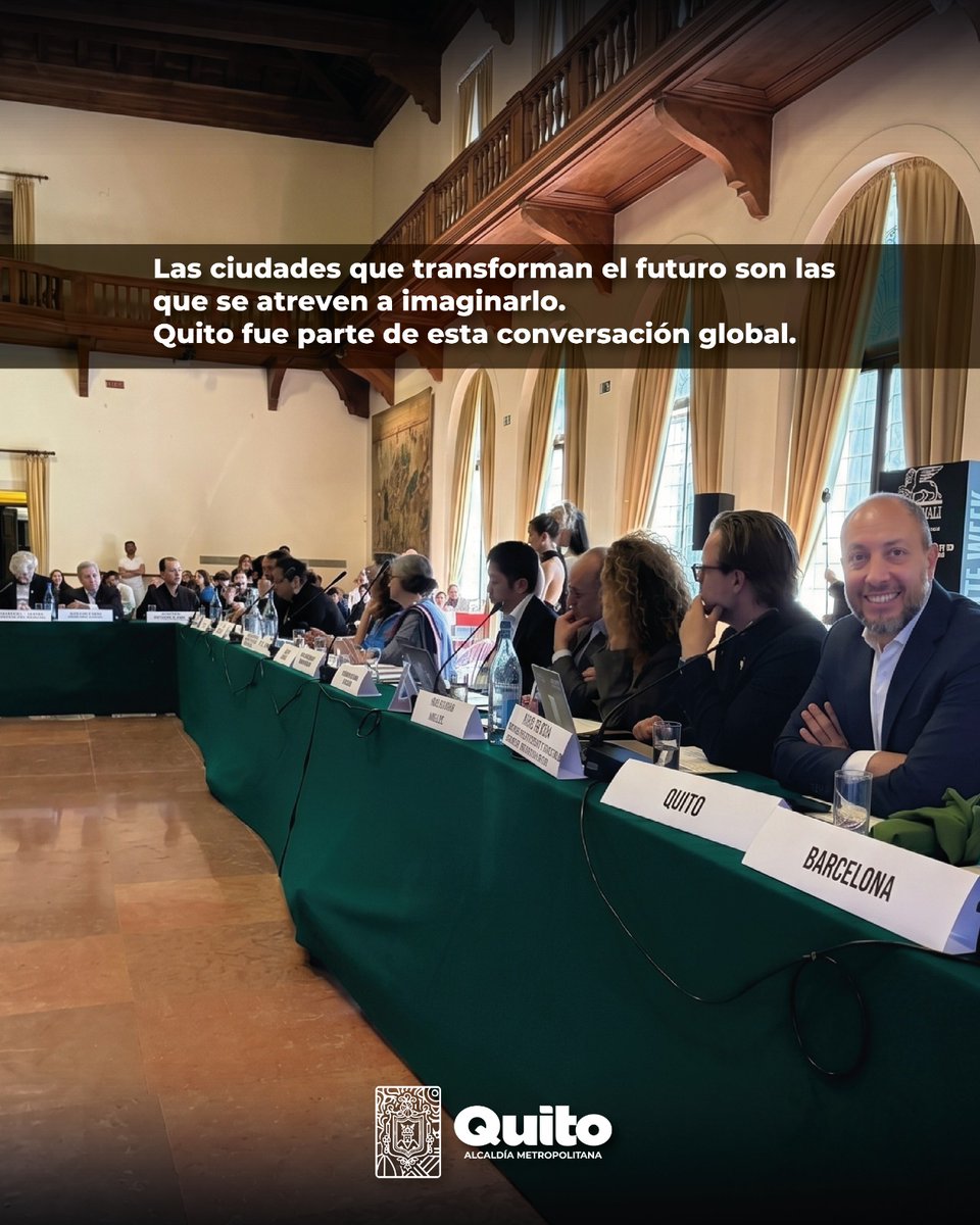 ambientequito's tweet photo. 🌎 #QuitoEsVerdeAzul | De los Andes a Venecia... Quito compartió una agenda ambiental con visión de futuro y compromiso con las próximas generaciones.

🏆 La ciudad obtuvo el segundo lugar en los Planet Aqua City Awards, un reconocimiento internacional que destaca la agenda ambiental impulsada por el alcalde @Pabelml, basada en la acción climática, la protección de la biodiversidad, la gestión sostenible del agua y las Soluciones Basadas en la Naturaleza para construir una ciudad más resiliente y sostenible.

Porque transformar el futuro implica innovar, restaurar nuestros ecosistemas y trabajar junto a la ciudadanía para cuidar lo que nos da vida.

🌿 #QuitoRenace