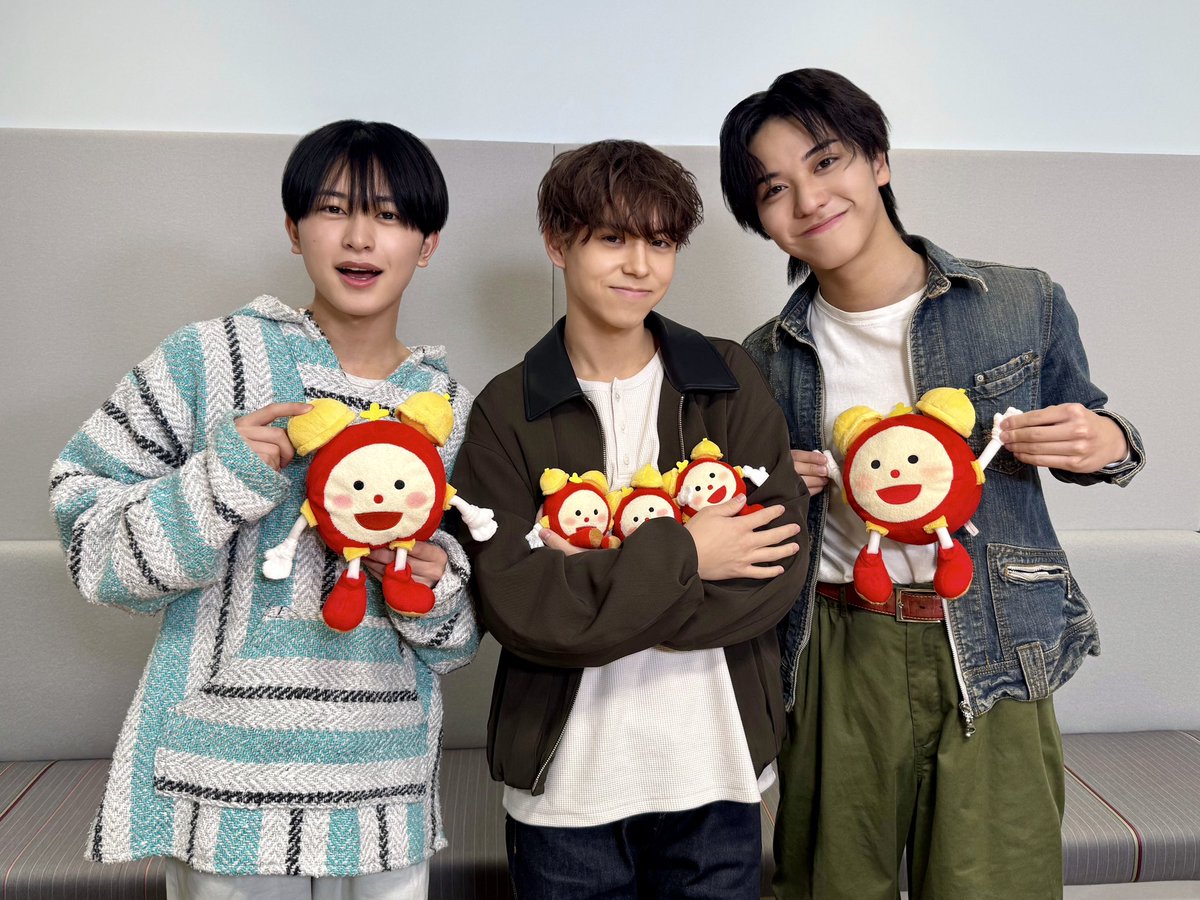 jr_official_X's tweet photo. 明日の『 #めざましテレビ 』内のめざましじゃんけんに
#関翔馬 #岸蒼太 #浅井乃我 が登場します⏰📺✨

3人と一緒にじゃんけんタイム✊🏻✌🏻🖐🏻 https://t.co/DLvif5LYDt