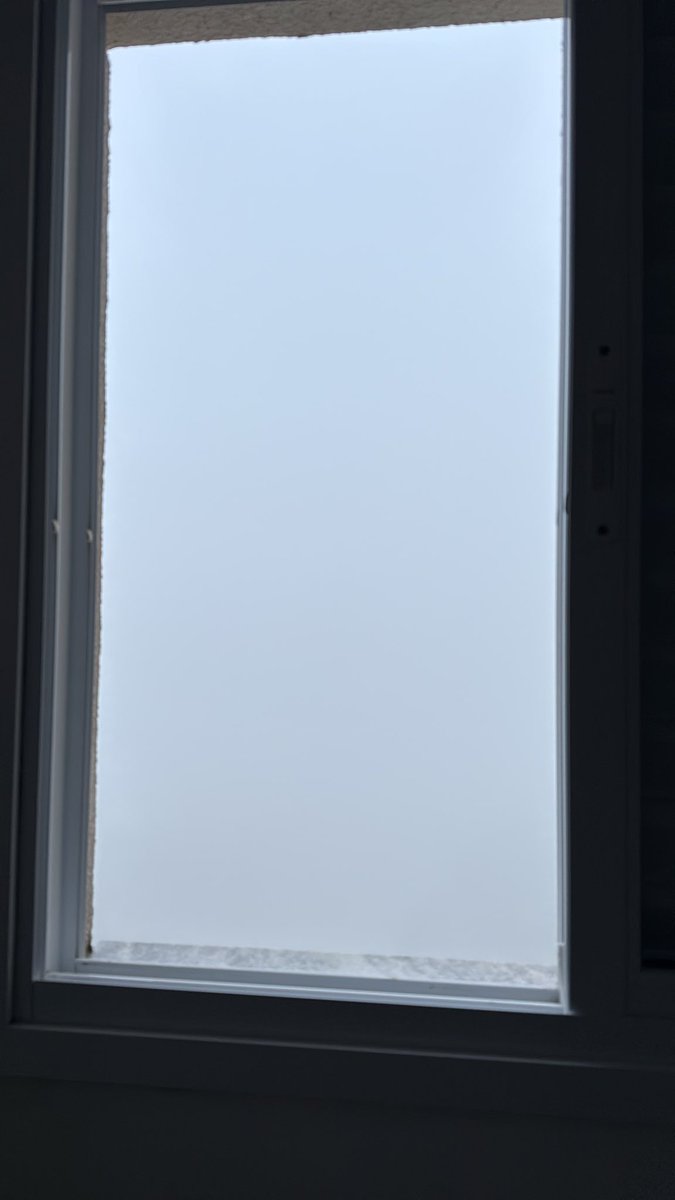 SaraNatoo's tweet photo. Precisava desse frio todo? https://t.co/P4VJbG0dH4
