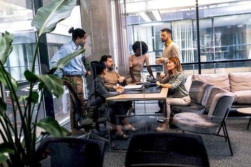 AlamoCapital's tweet photo. Being a leader isn't just about managing people and overseeing tasks anymore. Here's what actually works in 2026. https://t.co/jZtD0QpQcL https://t.co/ZrQoOyEWoT