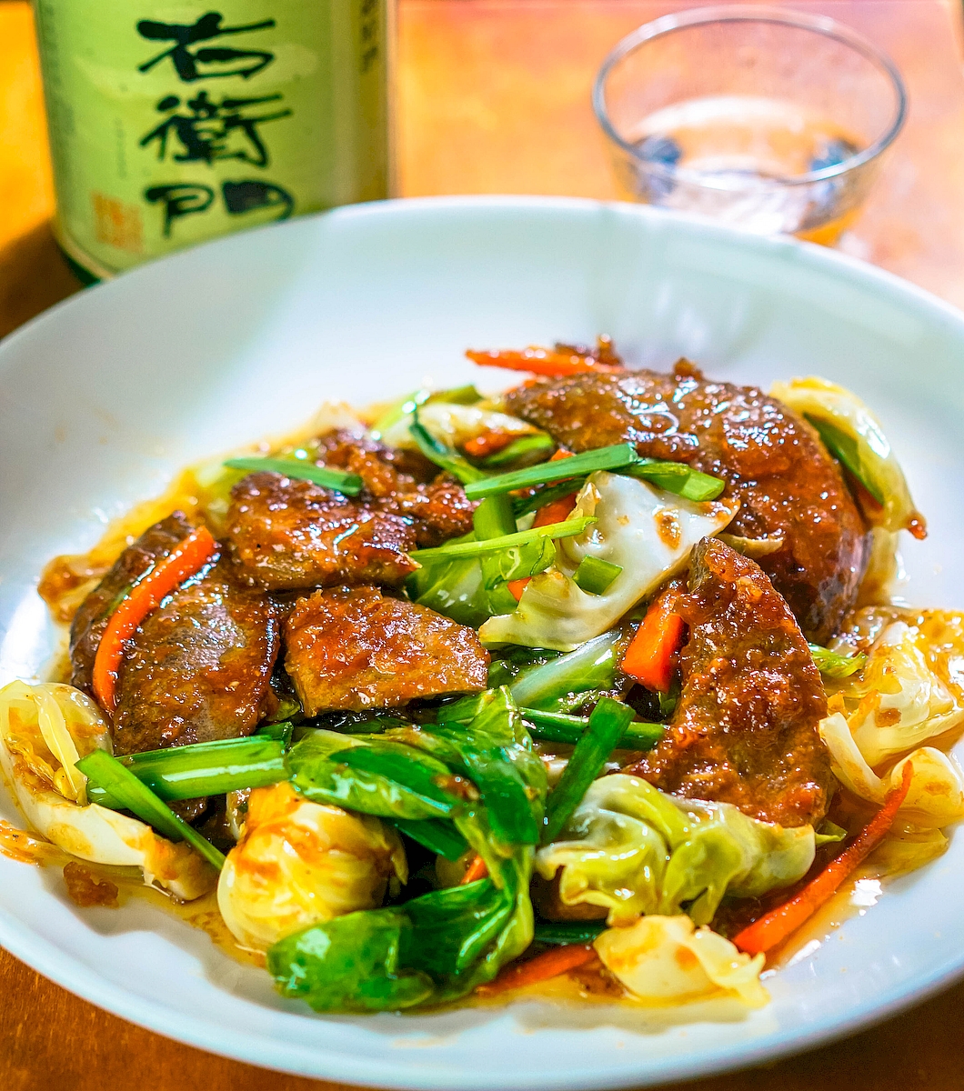 danzaimon's tweet photo. 深夜のレバニラチャレンジ。
清瀬の『kei楽』を知る者にとって自分でレバニラを作るという行為は、
（絶望を味わう……）
ことに他ならない。だが今回は割とマシな絶望だ。「レバーの漬けダレを捨てる」という神をも恐れぬしょぎょうでかゆいうま
#おうちごはん #料理 #ファインダー越しの私の世界 https://t.co/GyhxoQGdLS