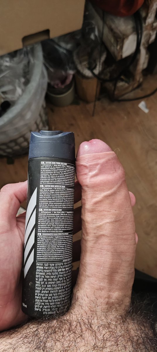 freyr93's tweet photo. In estate usate il deodorante 🤪 https://t.co/Ozr6XZfEOu
