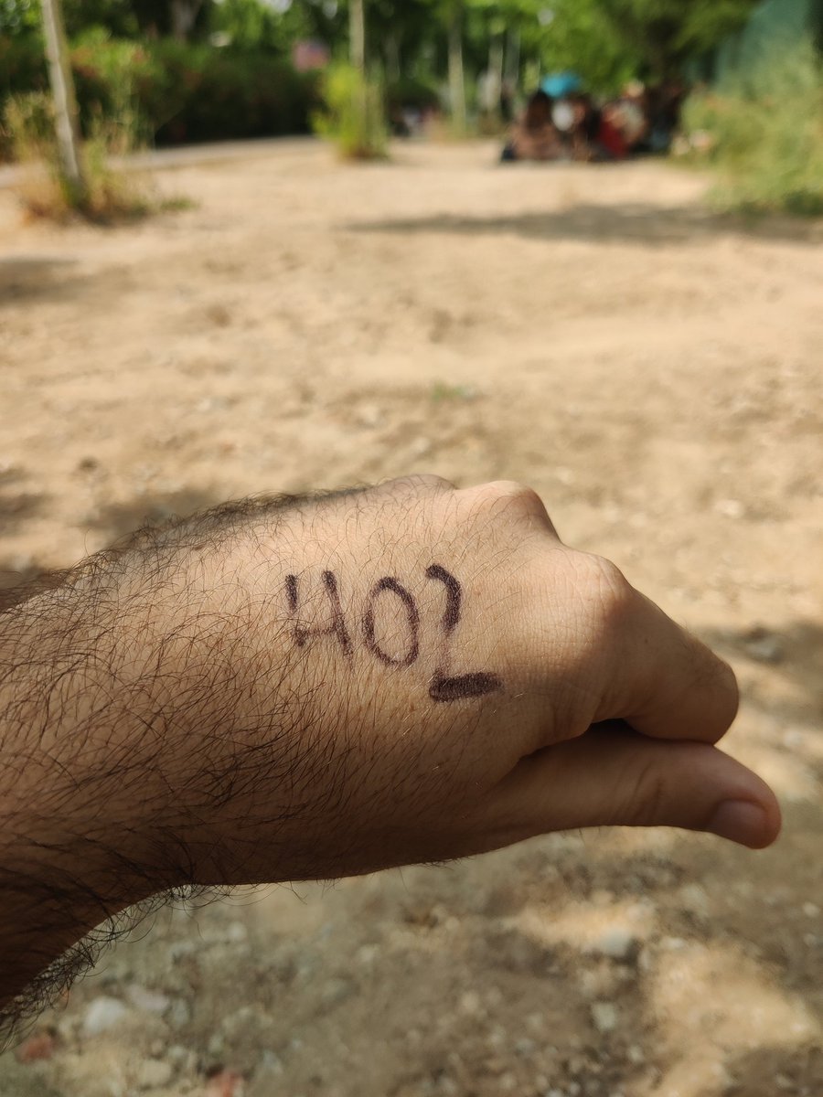 Musikals1's tweet photo. @doark13_ Mi número en la fila que llegué en torno a las 4 de la tarde https://t.co/jFAm4dvc20