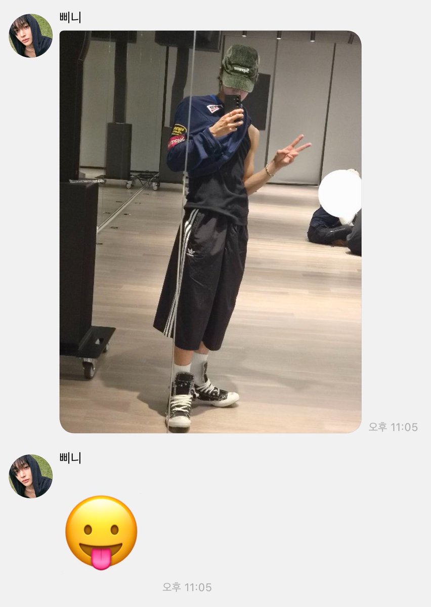 jsclovemax's tweet photo. 얘네 또 동시에 오네 https://t.co/jk8FtLeUVT