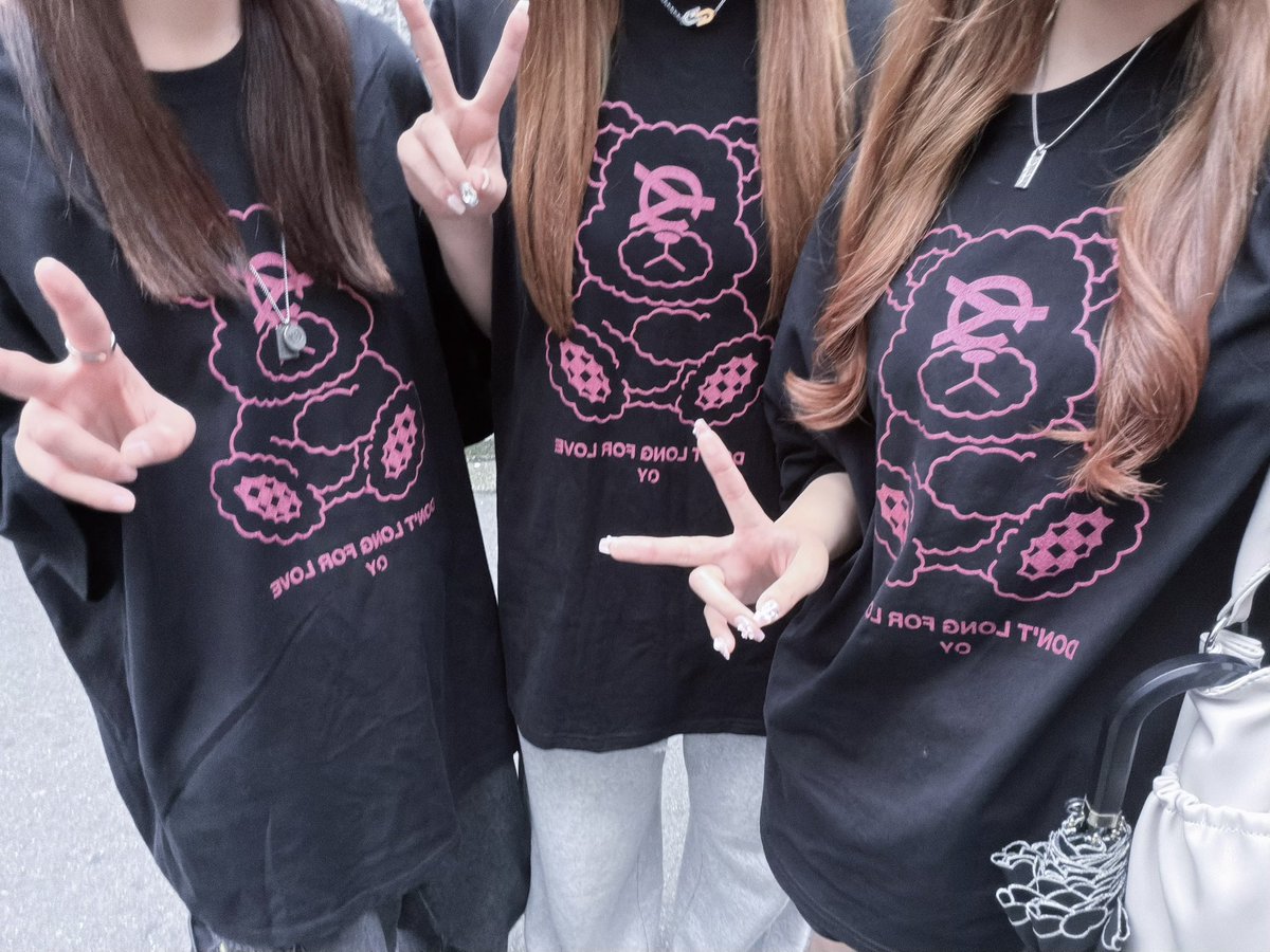 qitctcp's tweet photo. ねねちカラーでおそろい💞 https://t.co/JUYEavtacQ