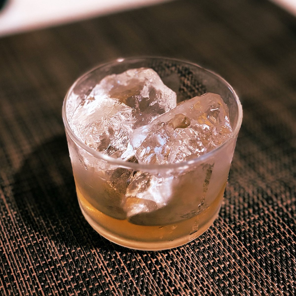 hydrocubic's tweet photo. 滑り込みロック🥃
#ロックの日 https://t.co/gFFyzrpscF