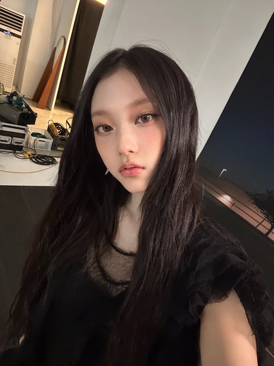 timeto_khr's tweet photo. 240609 포닝
#해린 #HAERIN https://t.co/BOQsqHetrq