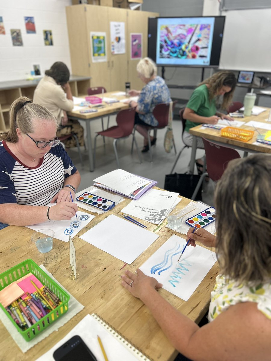 s3strategies's tweet photo. 💙The world is your canvas 🎨! We are getting in the creative zone w/ #fineartsedus this morning! 🖌️
@KEDCGrants @s3Heidi #s3strategies #s3experiences #ActiveLearning #KEDCgrants https://t.co/eMkSheqdKa
