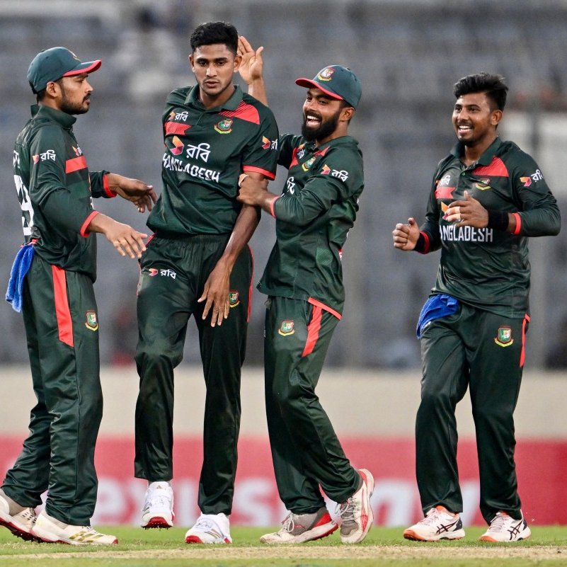 cricbuzz's tweet photo. ⚡️ Bangladesh create history!

Nahid Rana bags four wickets as Bangladesh beat Australia for the first time in a home ODI by 86 runs (via DLS) 🔥

It is also Bangladesh's second win over Australia in ODIs, after their famous win in Cardiff in 2005 

#BANvsAUS https://t.co/eIOHIeJguz