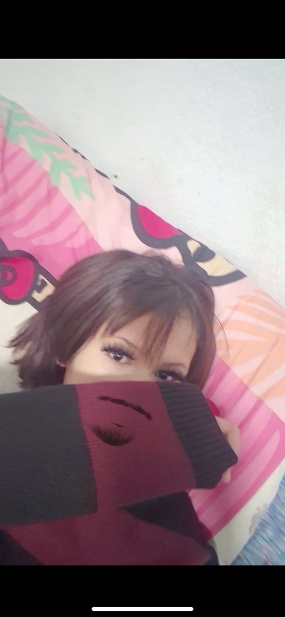 _prettysasa's tweet photo. @nercolust_ mind u, ur covering half of ur face but the half u are showing ur literally ugly af w that choppy ass haircut😂 so jus kick the chair already buddy ✌️ https://t.co/emCx5w9P10