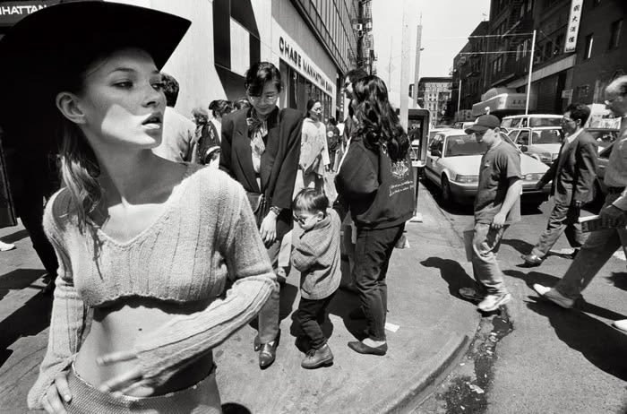castcredits's tweet photo. Kate Moss ph. Glen Luchford, who shot 235 rolls of film over a single day in New York City. https://t.co/LvHFtM2TL2
