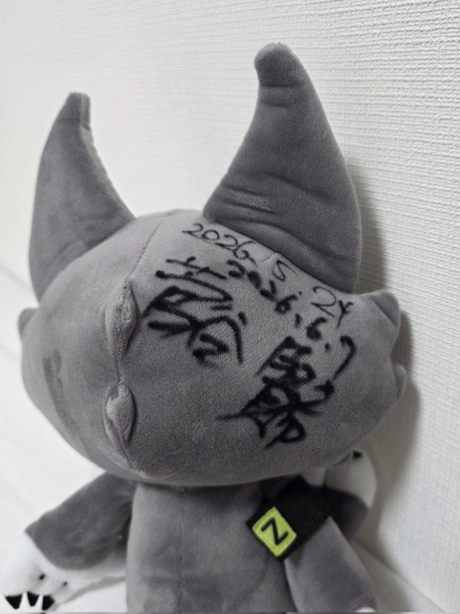 ApHalchi's tweet photo. 完成した🐺⚡ https://t.co/uGvoyTWqGn