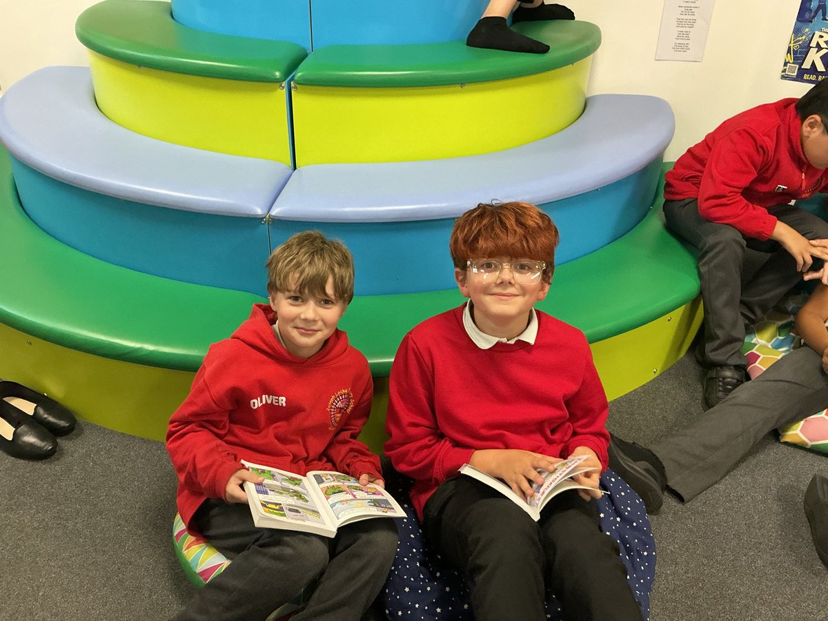 PhippsMiss1's tweet photo. Visiting the school library is always a highlight of the week! 📚 https://t.co/pFRFwVGAVo