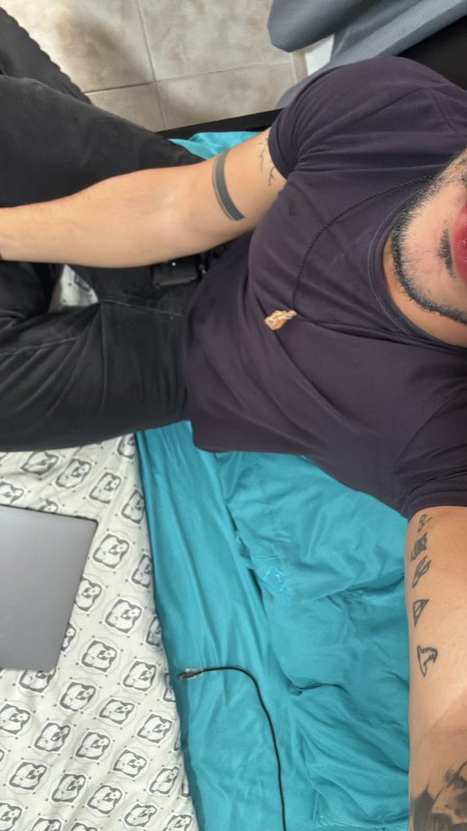 erickclem1_'s tweet photo. Con o sin? https://t.co/i8Y4E92WnE
