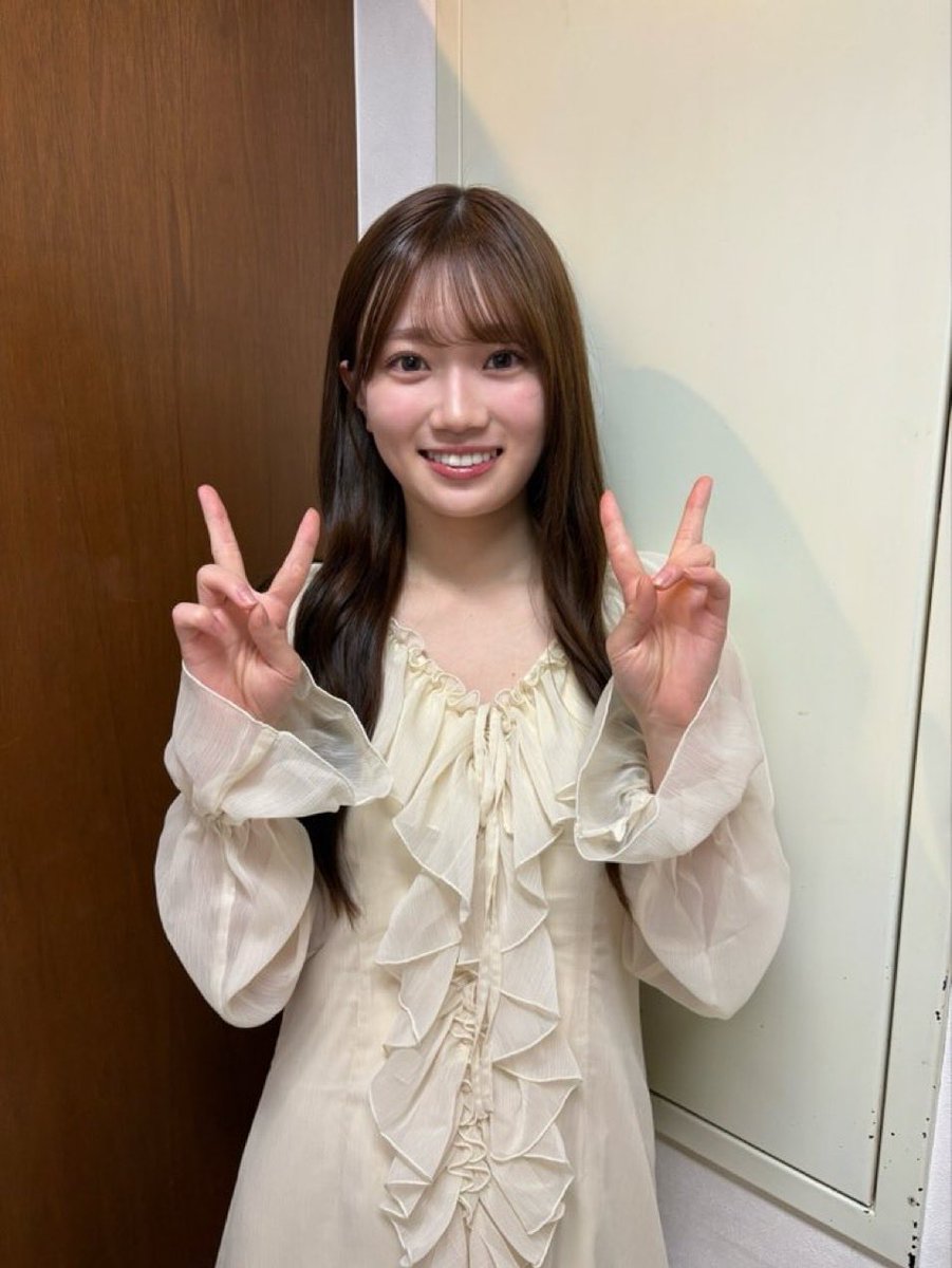 junjun_2020m's tweet photo. 今週もフニャフニャ伝説楽しかった👏🏻👏🏻
フリートーク難しいのに青色1号さんみんな上手だなあ！
こっちゃんもトーク上手だから次回楽しみ☺️
ドッキリも可愛くて面白いからどんどんやってほしい😆
全国ツアーが始まるけど、こっちゃん体調に気をつけて頑張ってね🙌🏻✨

#愛宕心響 
#フニャフニャ伝説 https://t.co/ms43FDfjum