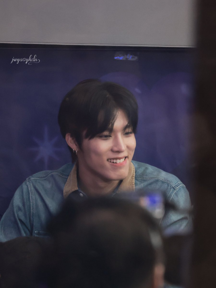 jwga0ykdn's tweet photo. 260608 idol radio

#PARKJEONGWOO #TREASURE 
#박정우 #트레저 https://t.co/DGOzVzi7wc