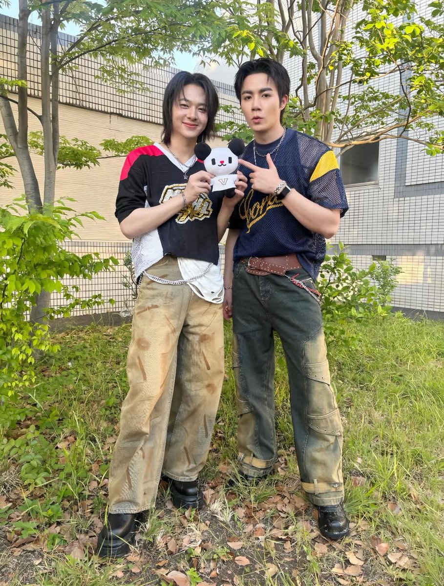 woainewofficial's tweet photo. 【☁️📷】
 ©️ ig : tvasahi_thai
🗓 : 08.06.2026

🐺🐱🇯🇵

ZEENUNEW TH TOKYO26
#ThaiFesTokyoxZNN
#thaifestivaltokyo2026
#タイフェスで会いましょう

— @CwrNew ♡
#NuNew #NanaNu https://t.co/q3vVzMIl9F