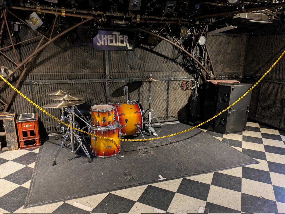 hachikou520's tweet photo. 6/7 ワンマンライブ「再生祭」
倭国の皆さま、今回もありがとうございました！
開演前、珍しく天候が崩れていて肌寒いな〜なんて思っていましたが、始まってみたらいつも通りの熱気で安心しました✌
ライブハウスでの演奏も、やっぱり距離感が近くていいもんですな！
またよろしくどうぞ！ https://t.co/BvuwvR0wqe