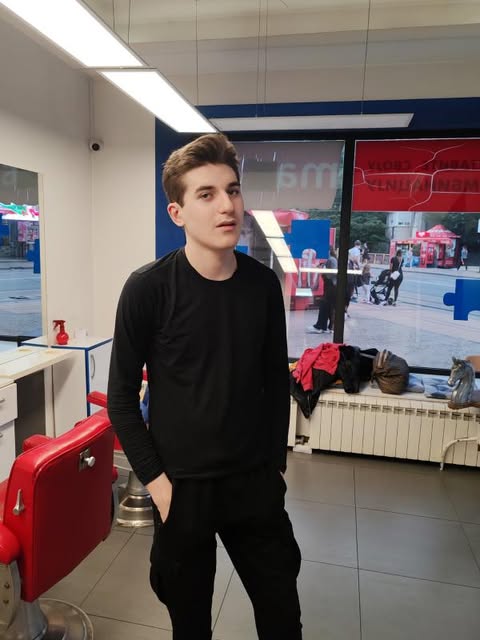AnaNjene's tweet photo. HITAN APEL
Kada je situacija hitna, vidljivost je sve. Molimo vas da ovaj tekst ili skrinšot ekrana sa brojevima odmah podelite na svojim Instagram storijima, Facebook profilima i u Viber/WhatsApp grupama. Zajedno možemo da ubrzamo akciju i pomognemo Milošu
174 na 2407 za Miloša https://t.co/O1vat9aSK2