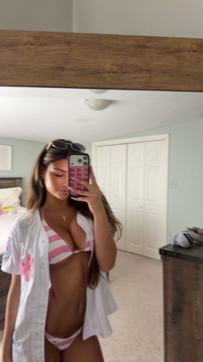 xpumpyyyy's tweet photo. Pretty in pink 💗💗 https://t.co/R6NwLrQfYc