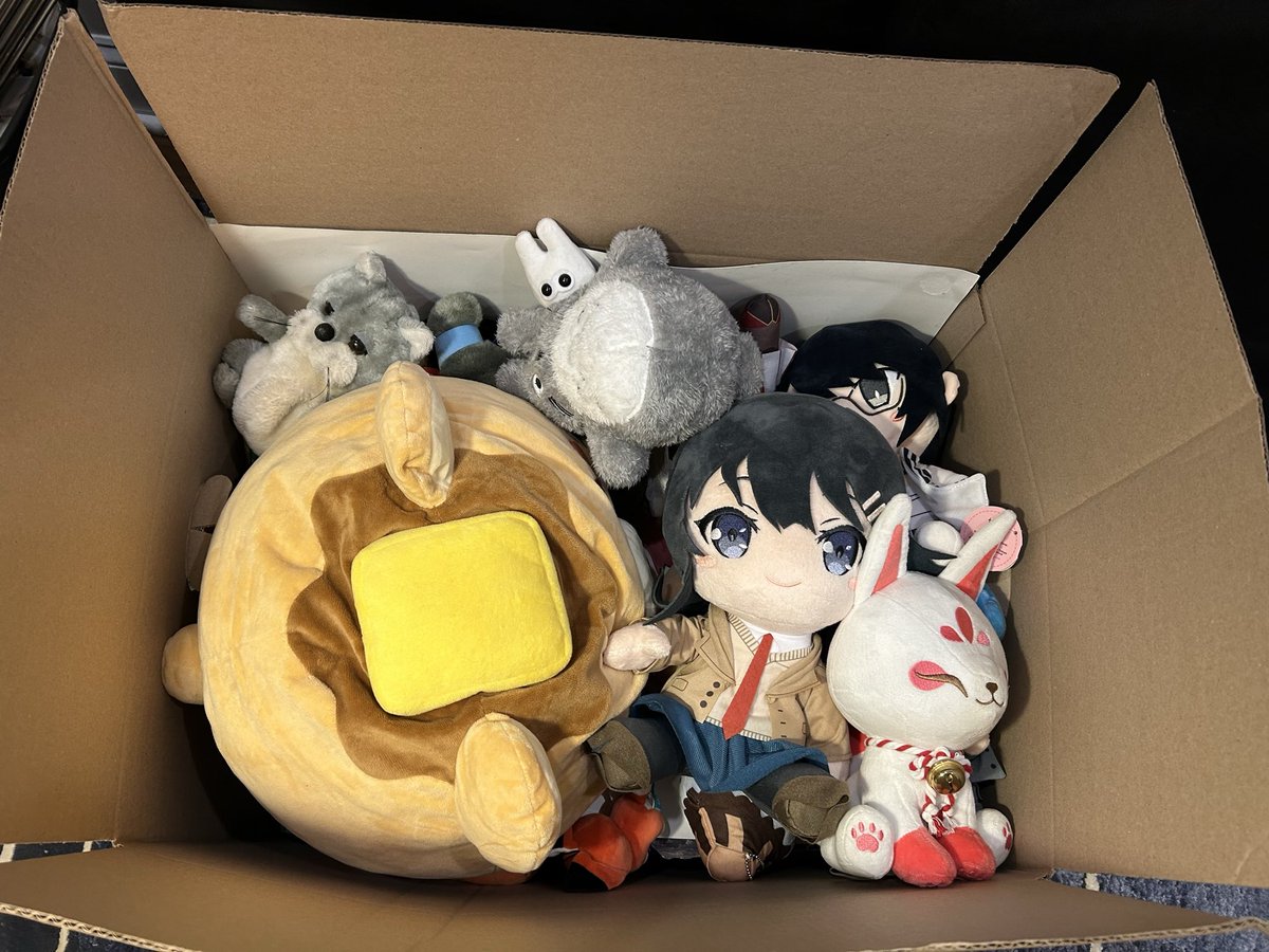 FenderFoxVT's tweet photo. I’ll make sure to poke air holes for them 😊 https://t.co/IDbUsEROcr