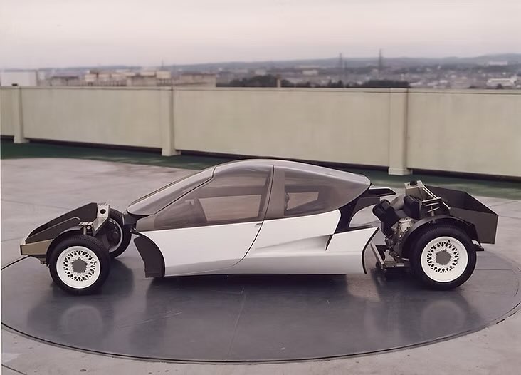 StoryCars's tweet photo. Reference photos of the 1982 Toyota MX-1 by CALTY: https://t.co/RX8prHS4ec