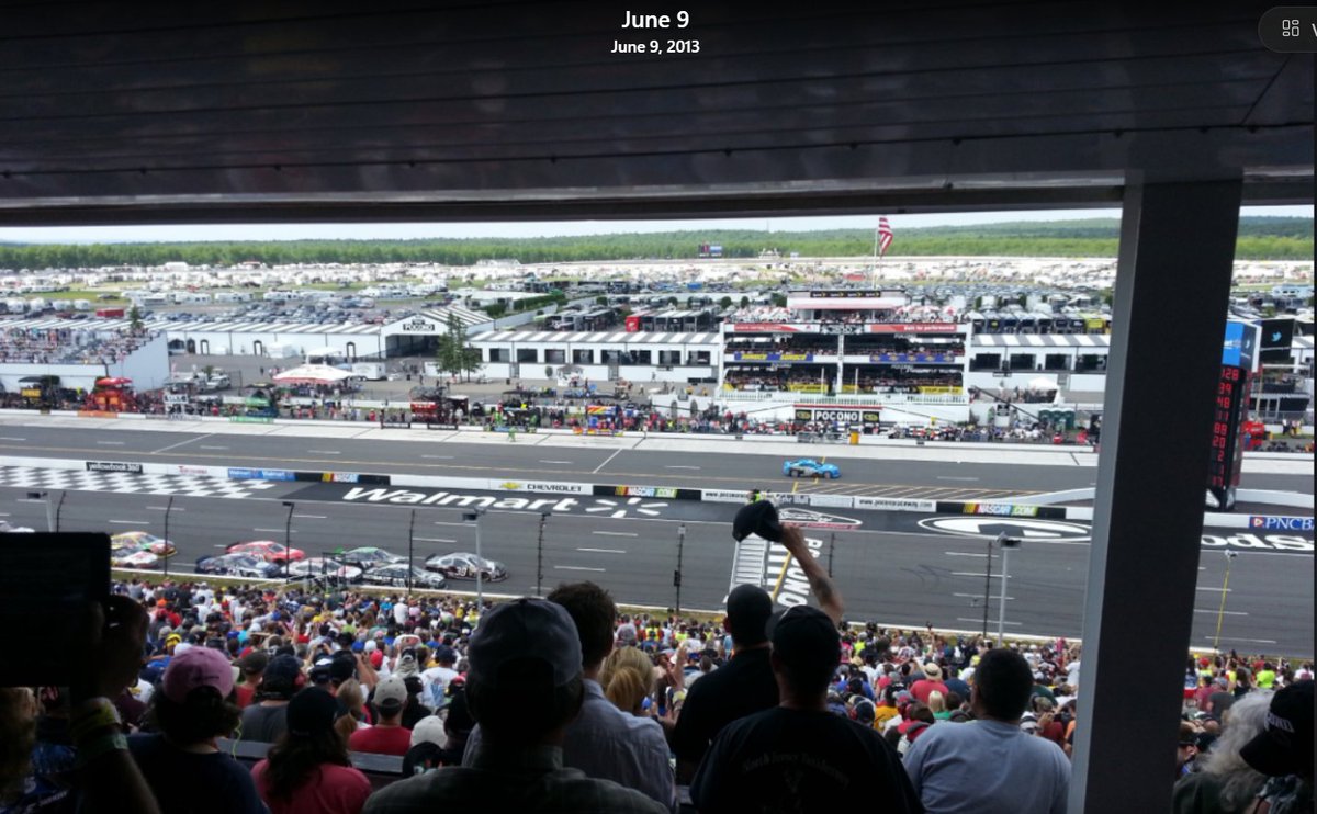 hrj_br's tweet photo. Já se foram mais de 10 anos, e pretendo voltar a ir em outras corridas da #NASCAR #POCONO #nascarnomotorsport https://t.co/Hh1cwMWhvc