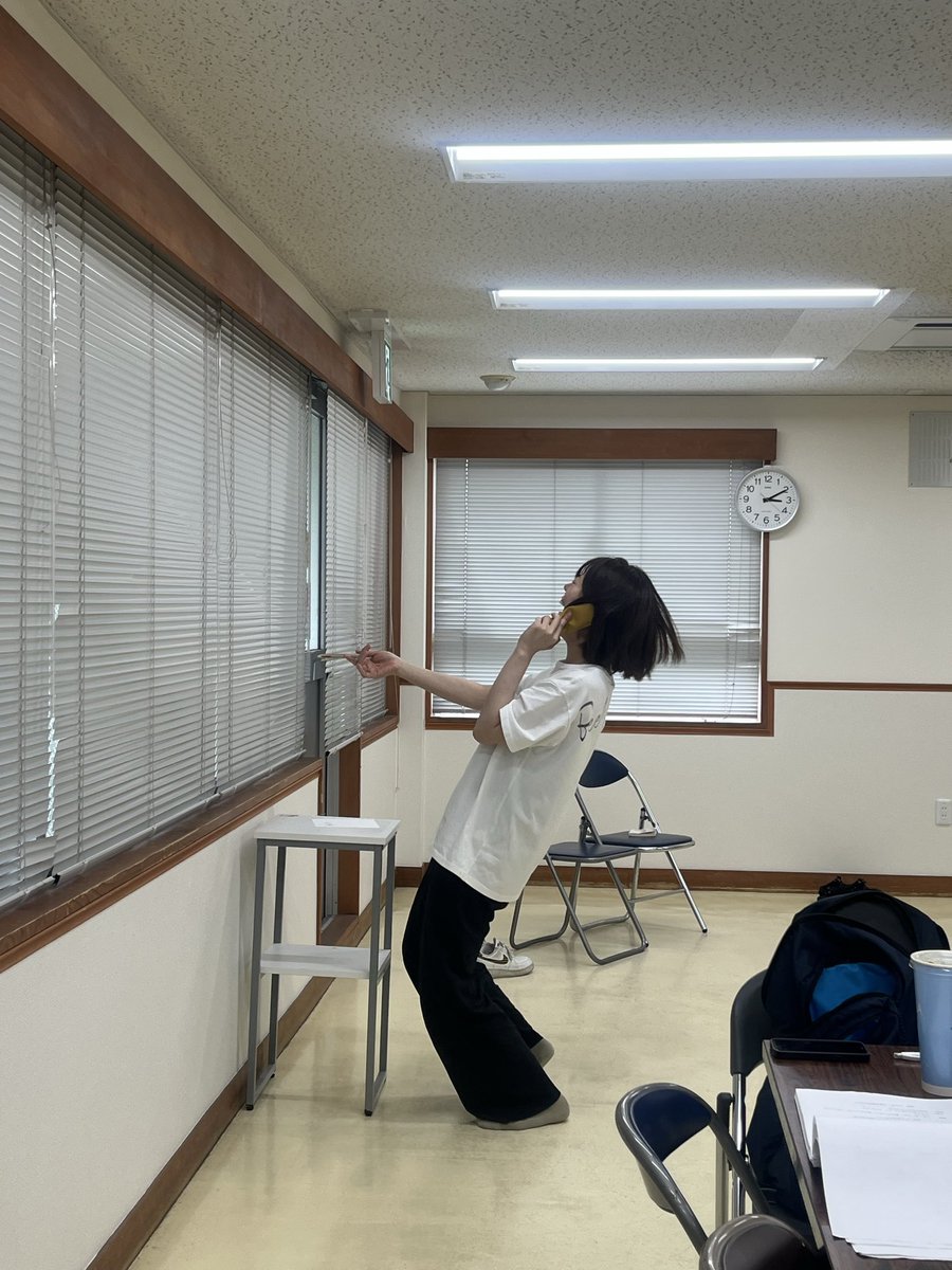 misojinmisojin's tweet photo. 🟠稽古風景🟠

ジメジメとした毎日ですが皆さん元気よく稽古を楽しんでいます✨

皆様ご予約はお済みですか？

チケットはこちらから💁🏻✨
https://t.co/ZtP799Fbla

#みそじん
#杏仁豆腐のココロ
#阿佐ヶ谷 https://t.co/TpxE7ENfoa