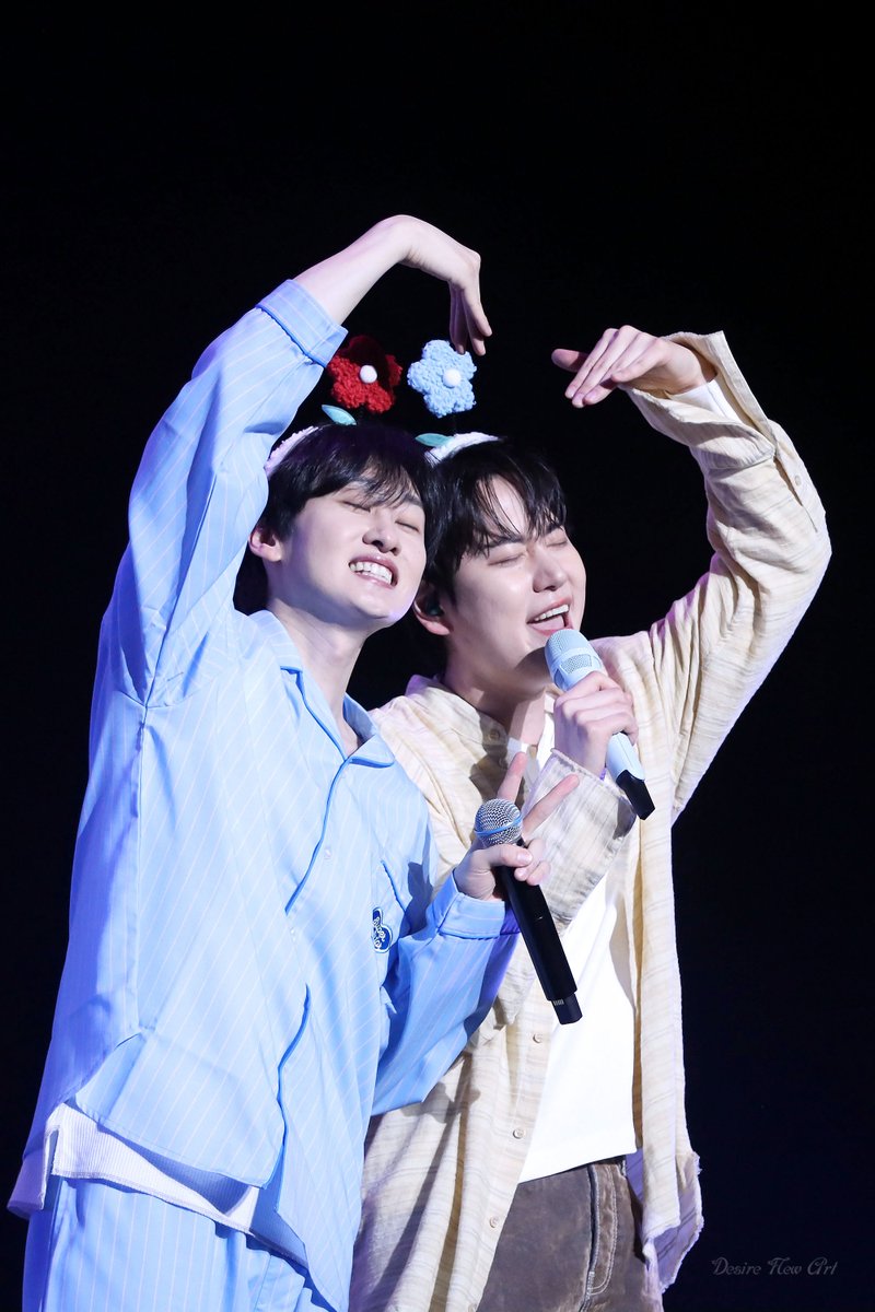 qmffnek0's tweet photo. 20260607 KYUHYUN 20th Anniversary Fanmeeting

은혁 규현
둘이 https://t.co/8hlJMkvrej