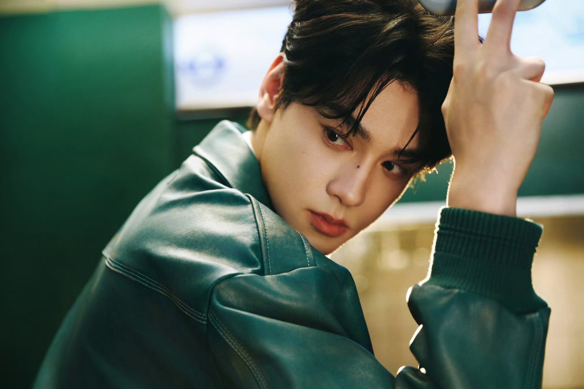 TIANXUNING STUDIO WEIBO UPDATE #田栩宁[超话]# 📸 #今田天气晴灯影