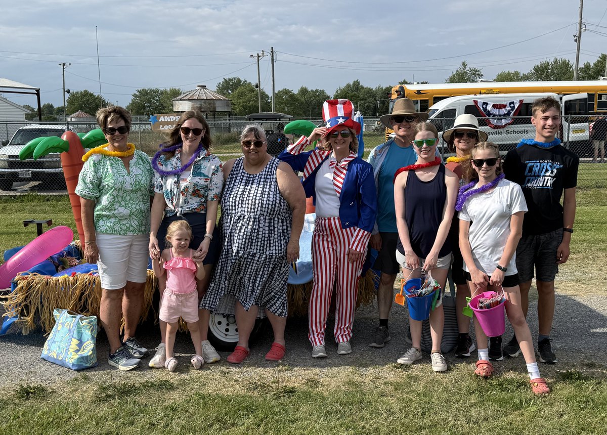 AndresONeilLowe's tweet photo. We had so much fun being a part of the Hicksville Heritage Days parade last week! We had a blast decorating our entry &amp; we loved seeing so many smiling faces along the parade route. Thank you, Hicksville team &amp; families, for bringing your creativity and enthusiasm to this event! https://t.co/1ji5TNpV3p