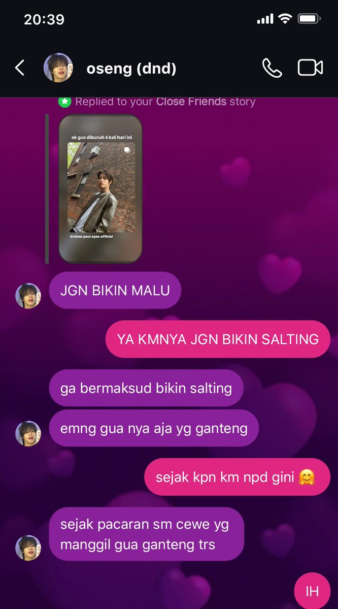 ccheeerish's tweet photo. @kangbaelov @berryeoun udh ak repost trs begini reaksi pacarku itu ❤️ https://t.co/IVTYC7Erje