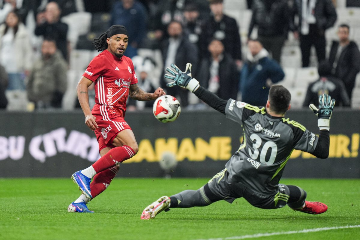 buzzspor's tweet photo. Al-Ettifaq, Ersin Destanoğlu için Beşiktaş'a teklif yaptı. (A Spor) https://t.co/LJRKA7DJ6F