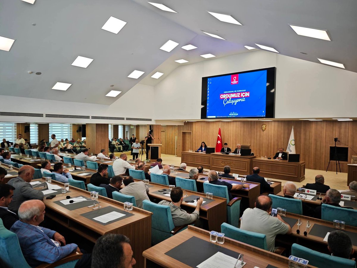 etemkibar's tweet photo. Ordu Büyükşehir Belediyemizin 2026 yılı Haziran Ayı Olağan Meclis Toplantısını gerçekleştirdik.

Alınan kararların hayırlara vesile olmasını temenni ediyorum. https://t.co/0e497xJqrH