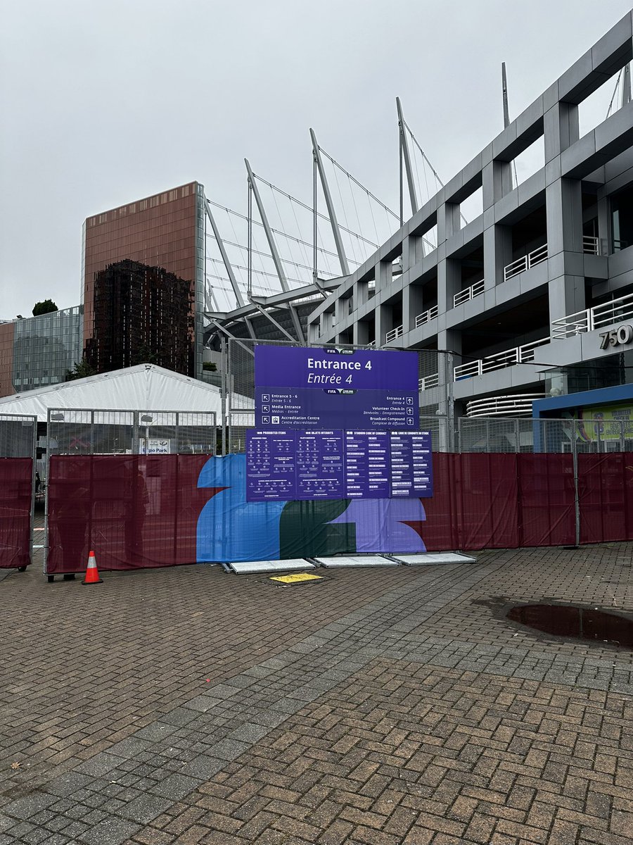 PeteSchaad's tweet photo. The logistics for Vancouver alone is mind boggling. You don’t think about these things when you watch a World Cup on TV.  I’d love to know how many miles of cable is being used just in this stadium. https://t.co/8X467NhRul