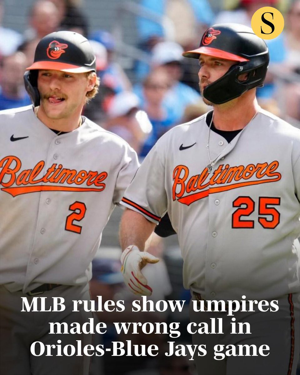 baltimoresun's tweet photo. A critical ruling on Blue Jays infielder Ernie Clement running out of the base path in the Orioles’ 6-4 loss on Sunday was made in error.

📸: Associated Press https://t.co/2R6SvRAyvy